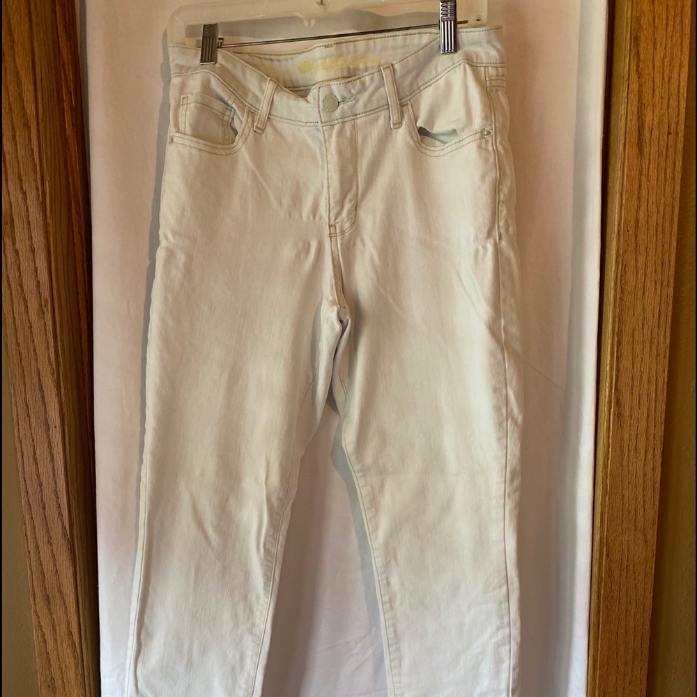 Jeans - Picture 3 of 3